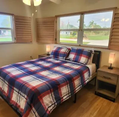 Queen Room (Bedroom 2) - Features & Reserve Now